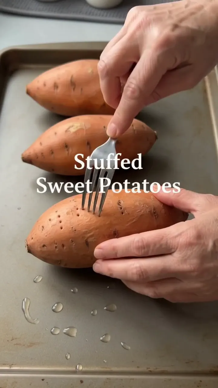 Hearty Stuffed Sweet Potatoes with Ground Beef – preparation