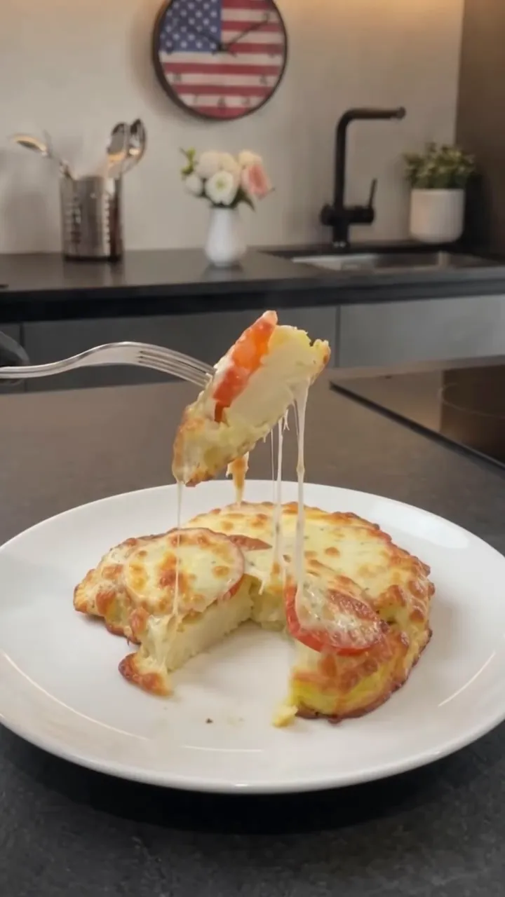 Cheesy Tomato Cauliflower Steaks