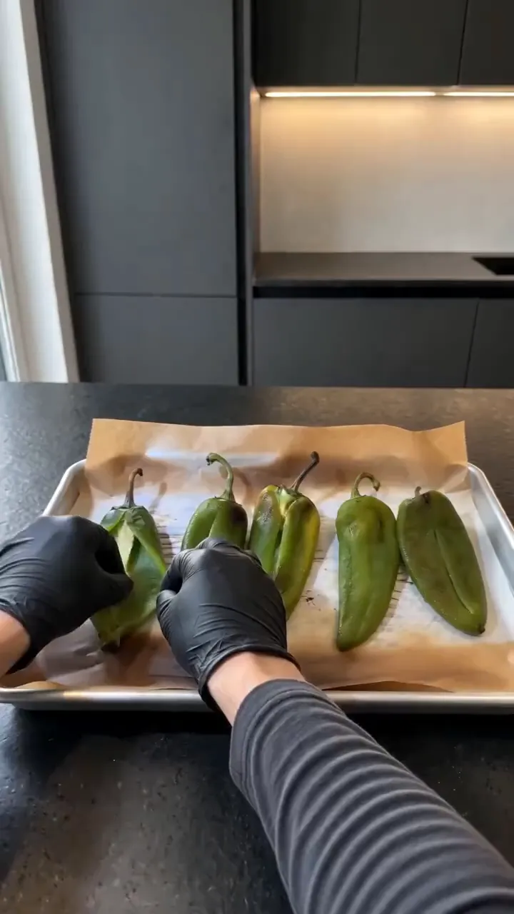 Roasted Stuffed Chile Tacos with Beef and Beans – preparation