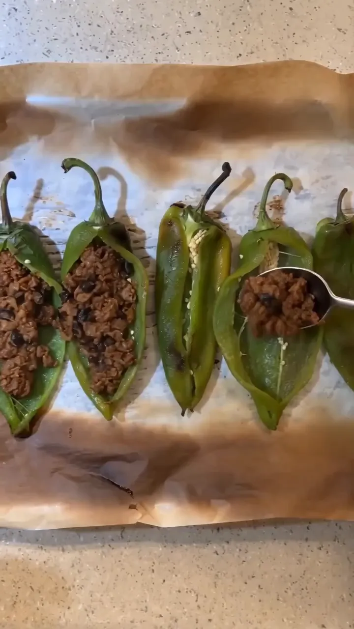 Roasted Stuffed Chile Tacos with Beef and Beans – step 2