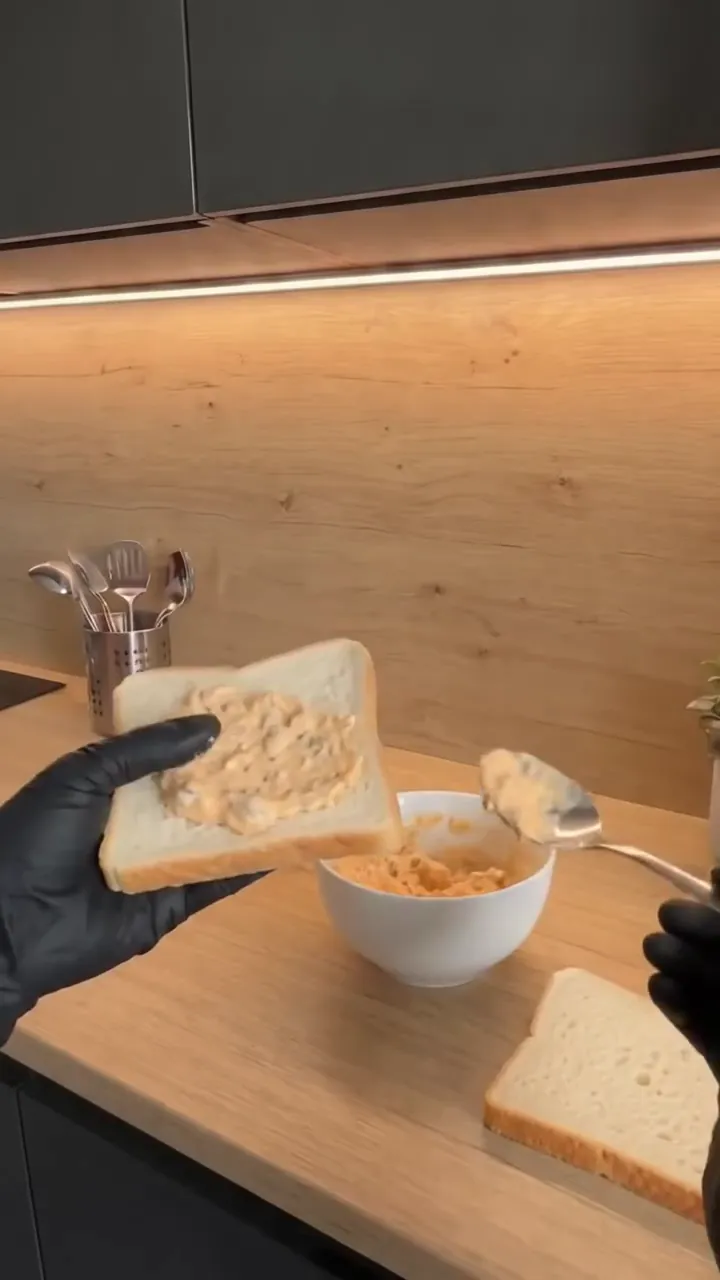 Creamy Mexican Party Sandwiches – step 4