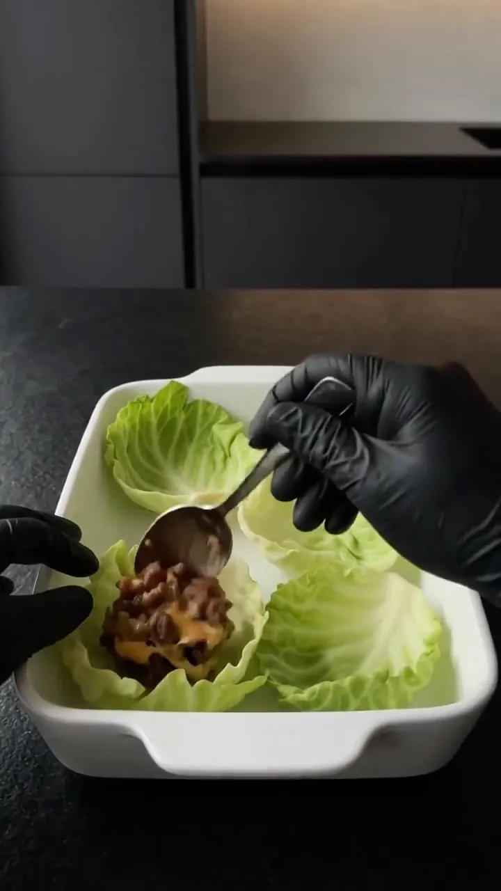 Savory Cheeseburger Cabbage Cups – step 2