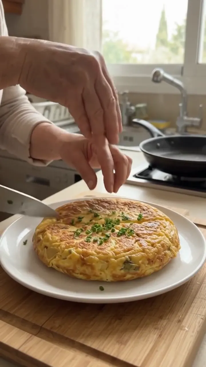 Crispy Potato and Egg Breakfast Pizza – step 4