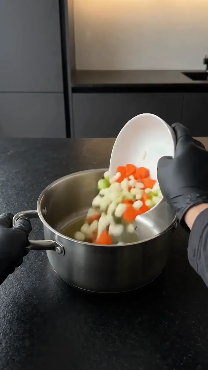Comforting Homemade Cabbage Soup – preparation