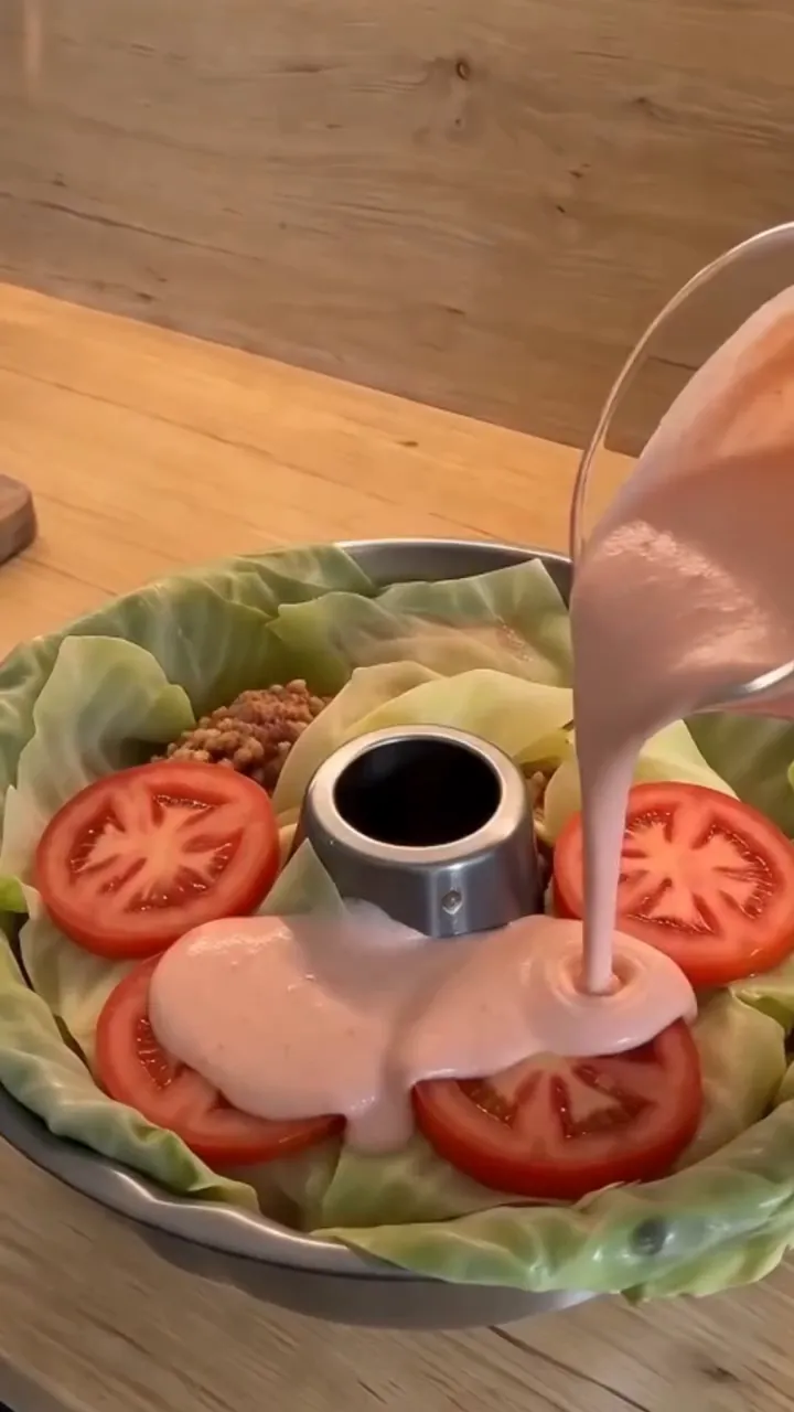 Bundt Pan Cabbage Roll Ring – step 2