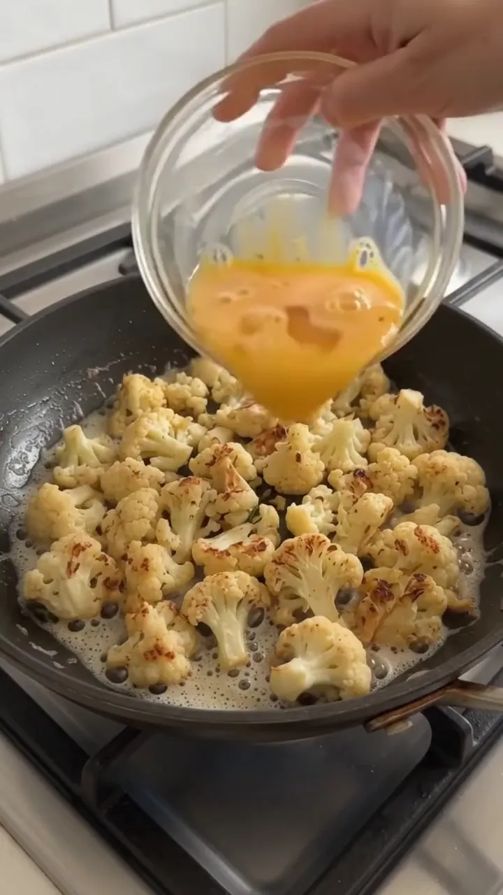 Easy Pan Fried Cauliflower and Eggs – step 2