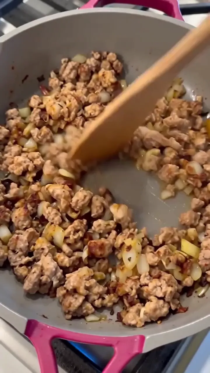 Loaded Taco Cabbage Steaks – step 4