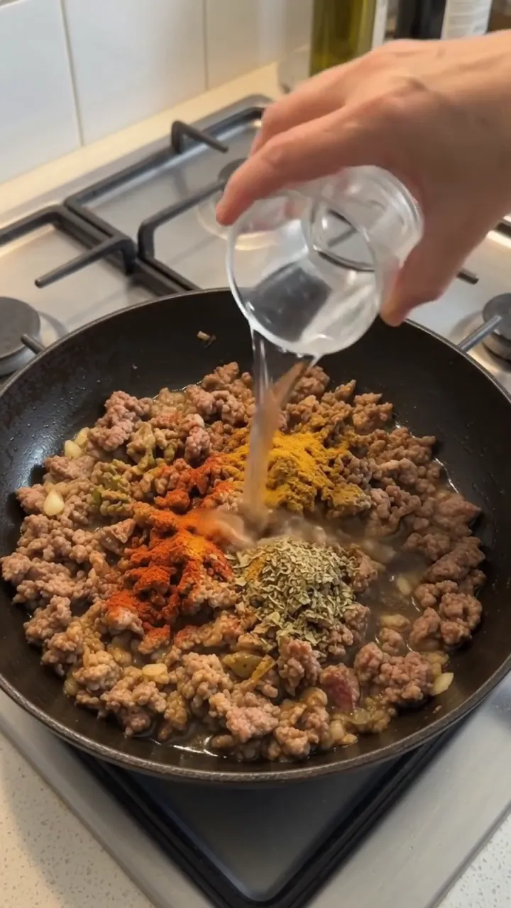 Savory Cabbage and Ground Beef Skillet – step 2