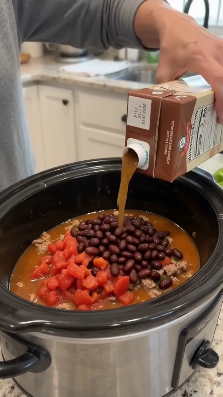Hearty Slow Cooker Beef and Turkey Chili – step 2