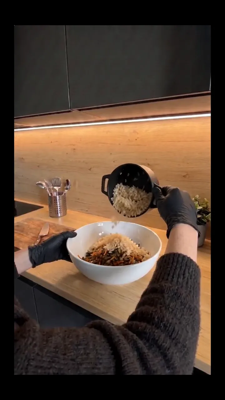 Classic Vegan Stuffed Cabbage Rolls – step 2